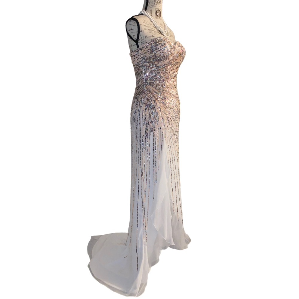 Barbie stunning dress high rise leg slit - Picture 4 of 17